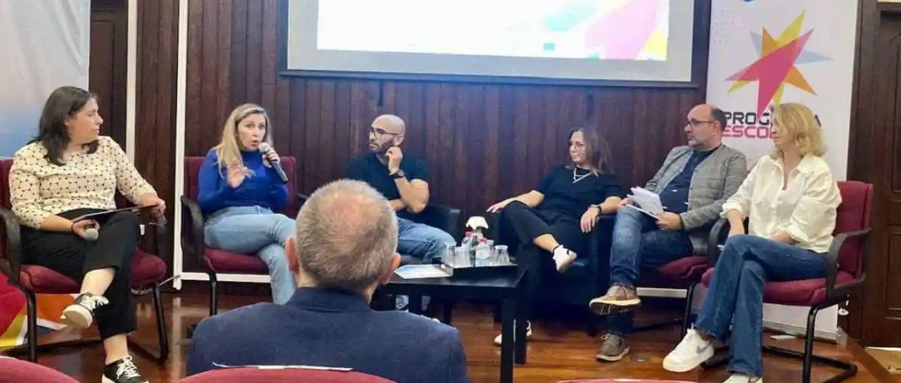 Programa de Paços de Ferreira sobre absentismo e insucesso escolar apresentado em evento nacional